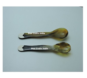 Cucharón para Sopa de Cuerno Hecho a Mano Premium y Pinzas para Ensalada de Cuerno de Vaca y Juego de Cubiertos de Cuerno para Comer a un Precio Asequible - Product Image 4