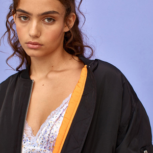 Concevez votre propre logo Veste d'hiver pour femmes en duvet matelassé à manches longues Vestes de couleur unie - Product Image 4