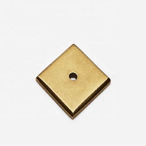 Poignée de meuble en laiton antique, design traditionnel, durable, pour tiroirs de commodes et placards - Product Image 1