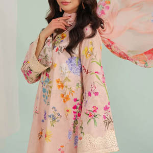 Shalwar Kameez Pakistaní Tradicional de Diseño Personalizado, Cómodo, de Algodón Suave, en Varios Colores para Mujer - Product Image 5