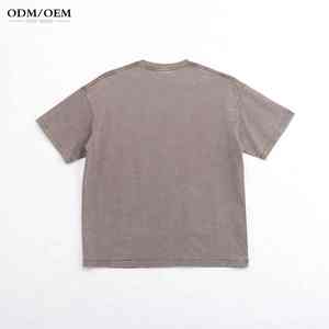 เสื้อยืดผู้ชายผ้าบาติกเฮฟวี่เวทคุณภาพสูงทรงหลวมคอกลมลายเกล็ดหิมะสั้นสีดำสำหรับผู้ชาย - Product Image 2