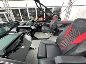 2024 G-o-df-r-e-y X-P 27 W-i-n-d-s-h-i-e-l-d T-w-i-n 400 V10's - Product Image 2