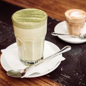 Ensemble d'échantillons de verres professionnels pour matcha et latte hojicha avec design zen asiatique - Outils pour matcha - Product Image 1