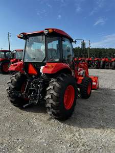 Venta al por mayor para tractor de ruedas Kubota M7060 Entrega rápida en stock Precio bajo Mejor precio disponible con llave de bomba automática Venta - Product Image 2