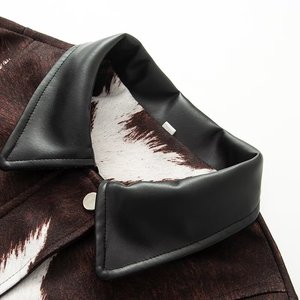 Chaqueta Corta de Mujer, Otoño 2025, Nuevo Estilo Urbano Americano, Diseño con Estampado de Vaca, Tejido Resistente al Viento, Cremallera de Cuero PU - Product Image 4