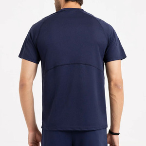 T-shirt de haute qualité pour hommes 100% coton O Neck Short Sleeve Premium Regular Size Panel Design Options de couleur polyvalentes - Product Image 3