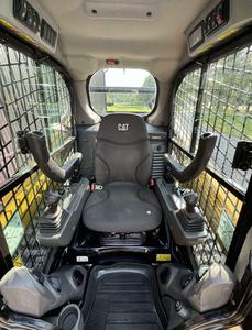 2022 Caterpillar 216B3ลื่นไถล Steer Loader - Product Image 5