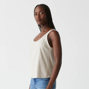 Camiseta sin mangas ligera y transpirable para mujeres activas, perfecta para yoga, gimnasio y camiseta sin mangas al aire libre para mujeres con OEM - Product Image 3