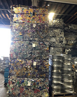 Déchets d'aluminium UBC, blocs de 25 kg de canettes de boissons usagées, exportés vers la Malaisie, la Thaïlande, l'Inde, Dubaï, la Corée du Sud et la Chine