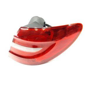 LUZ TRASERA DERECHA MERCEDES Clase B W246 2ª Serie A2468200264 (12>) - Product Image 1