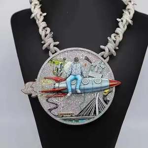 Pendentif personnalisé plaqué or, motif racontant une histoire, serti de moissanite VVS, sur chaîne cubaine, bijoux de luxe Hip Hop - Product Image 4