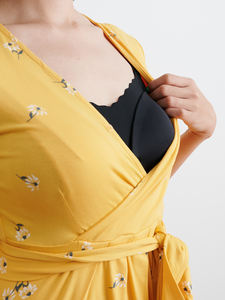 Vêtements de maternité décontractés longs et mi-longs pour femmes enceintes en été Col en V Allaitement Jaune Floral Plain Soft Modal - Product Image 5