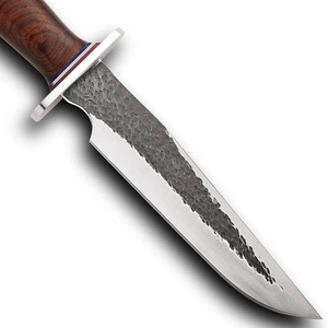 Funda de cuero negro hecha a mano, cuchillo Bowie, hoja de acero al carbono, mango de madera, cuchillo de supervivencia para acampar multiusos, OEM personalizable - Product Image 2