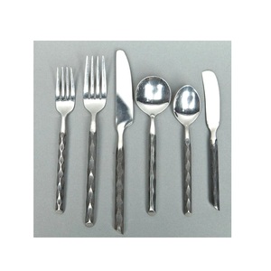 Hot Selling Cutlery Polished Finishing Design Tableware Stainless Steel Sets Indoor Dinnerware Metal Cutlery Kitchenware - Product Image 1