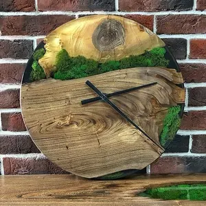 Horloge murale en bois époxy vert décoratif pour la maison faite à la main horloge murale en résine époxy couleur bois naturel poli brillant - Product Image 1
