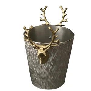 Cubo de hielo de aluminio con mango de Reno dorado Acabado en plata Artículos de Bar Fiestas Enfriadores de vino Enfriador de cerveza de mesa - Product Image 1