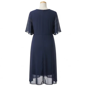 ชุดเดรสชีฟองไซส์ใหญ่สำหรับผู้หญิง ผ้าเบาสบาย ระบายอากาศดี ดีไซน์พลิ้วไหว เหมาะสำหรับใส่ในชีวิตประจำวัน ชุดฤดูร้อน เสื้อผ้าแฟชั่น - Product Image 3