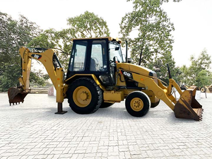 Chargeuse-pelleteuse CAT 424B2 76HP 4x4, équipement de chantier lourd, à vendre - Product Image 4