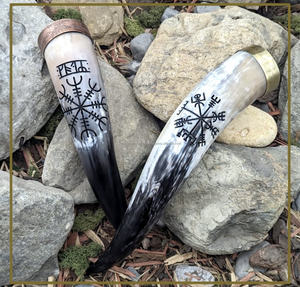 ฮอร์นดื่มไวกิ้งของแท้พร้อมแม่พิมพ์ทองเหลืองตกแต่งเบียร์สำหรับผู้รักไวกิ้ง - Product Image 1