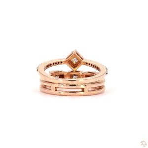Bague en or et diamants de luxe pour femme, bijou raffiné intemporel, cadeau pour les mariages et les anniversaires - Product Image 4