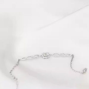 Classic Diamond Moissanite Tennis Bracelet 14K Dainty Gold Diamond Bracelet Joyería Regalo perfecto - Product Image 3