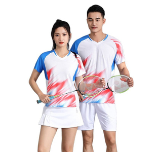 Ventes en gros de tenues de badminton et de tennis de haute qualité à impression numérique, unisexes, 100% polyester, séchage rapide, respirantes, col rond, manches courtes - Product Image 1