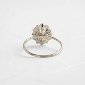 Nouveauté bague de fiançailles de mariage à fleurs antiques pour femmes coupe ovale Moissanite Halo bijoux en diamant certifiés à la mode GRA - Product Image 4
