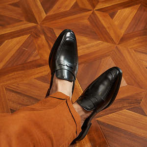 Zapatos Formales de Cuero de Becerro de Lujo con Artesanía Hecha a Mano y Suaves para Bodas de Hombres - Product Image 2