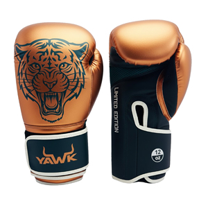 Prix de gros Gants de boxe en cuir respirants imperméables Logo personnalisé Durable Léger Rembourré Gants de Muay Thai pour adultes - Product Image 1