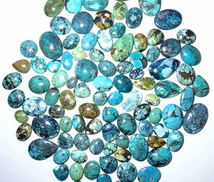 Belle pierre précieuse turquoise tibétaine de haute qualité mélange de turquoise tibétaine naturelle en forme de pierre précieuse pour la fabrication de bijoux - Product Image 1