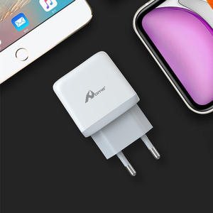 <b>Universal</b> MTC-01IP <b>charger</b> 15W 3A Premium Quality Product ABS material fast charging adapter with cable - Product Image 4