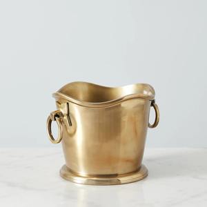 Cubo de hielo de latón de diseño real para salas de banquetes que agrega atractivo de lujo y presentación rica para servir bebidas - Product Image 6