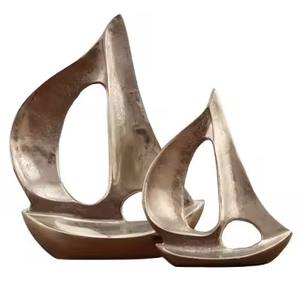 Sculpture en métal à plumes tendance, art abstrait, figurine de table, centre de table moderne, élégant accent décoratif - Product Image 6