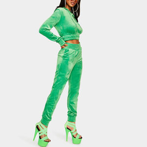 Survêtement d'hiver pour femmes de qualité professionnelle, logo imprimé par transfert thermique personnalisé, 100% polyester, polaire lourd, à capuche surdimensionnée - Product Image 1