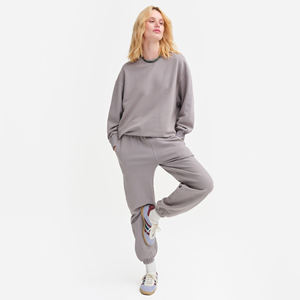 Vente en gros, sweat-shirt à col ras du cou surdimensionné unisexe en coton 300g de couleur personnalisée, vêtements d'hiver pour adultes, vêtements brodés et lavés - Product Image 4