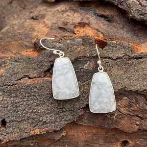 Pendientes de Howlite Hechos a Mano con Plata de Ley 925, Joyería de Moda Única, Regalo para Mujeres y Hombres - Product Image 2