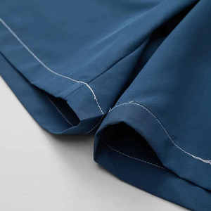 Ensemble chemise et short boutonné en satin de soie imprimé de luxe pour homme Ensemble de plage respirant en coton deux pièces de haute qualité pour homme - Product Image 2