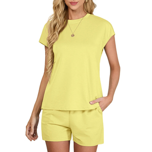 Ensemble 2 pièces avec logo brodé personnalisé Ensemble haut et short pour femme Survêtement Tenues 100% coton Ensembles vierges respirants pour femme - Product Image 1