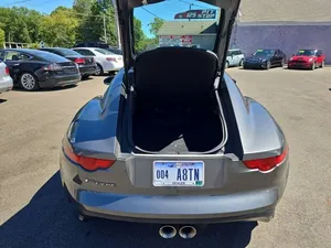 Jaguar F-TYPE Base 2016 - Product Image 4