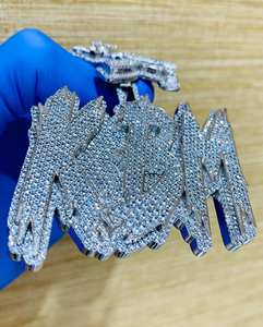 14K Jaune & Argent Plaqué 4Ct Moissanite Couronne KBM Lettre Pendentif Style Classique Parti-Prêt Personnalisable Forme de Diamant pour les Enfants - Product Image 3