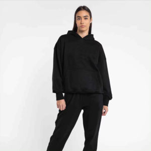 Sudaderas con capucha térmicas negras de talla grande para mujer Logotipo bordado personalizado Impreso en la parte delantera Sudaderas de invierno-Venta al por mayor MOQ bajo - Product Image 4