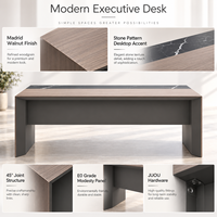 Bureau de direction avec bordure taillée en diamant et panneau de modestie gris pour salle de superviseur