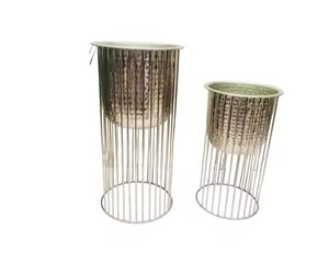 Juego de 3 jardineras de metal de estilo moderno con diseño martillado en diferentes tamaños, perfectas para la decoración del jardín - Product Image 2