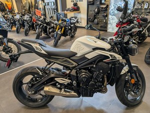 La Mejor Oferta, Nueva Triumphs STREET TRIPLE R 2026, Nueva Motocicleta Deportiva de Calle - Product Image 3