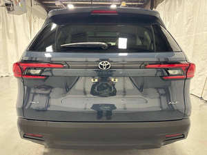 2025มือสองสภาพดีเยี่ยมโตโยต้าแกรนด์ไฮแลนเดอร์ XLE - Product Image 4