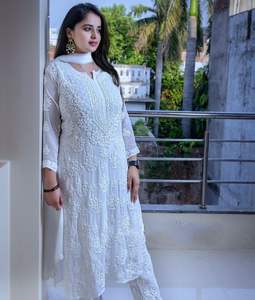 Último diseñador de alta calidad Heavy Faux Georgette White Thread Party Festival Work Kurti Set Fab Zone Indian Pakistani Clothing - Product Image 5