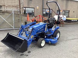 Para New Holland Boomer Mini Tractor agrícola calidad compacto 4x4 Tractor agrícola con bomba de Venta caliente precio de fábrica - Product Image 5