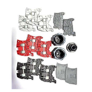 Kit de borniers solaires Soladeck 01613 - 3 borniers noirs et 3 borniers rouges de 8 mm - Product Image 1
