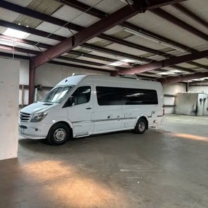 Autocaravana clase B Airstream Interstate 3500 Lounge 2016, usada con cuidado. - Product Image 3