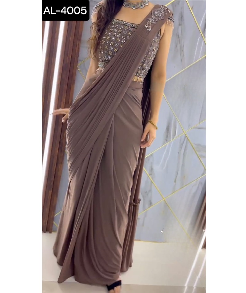 Xu hướng mới phong cách Faux georgette ưa thích sẵn sàng để mặc chuỗi vá làm việc Saree và fullstitched Áo Saree cho phụ nữ mặc